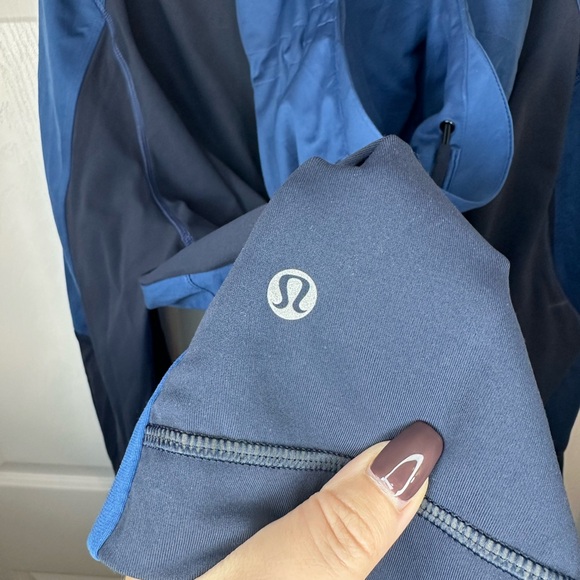 Lululuemon Men’s Zip up Jacket Sz.XXL - Picture 4 of 4